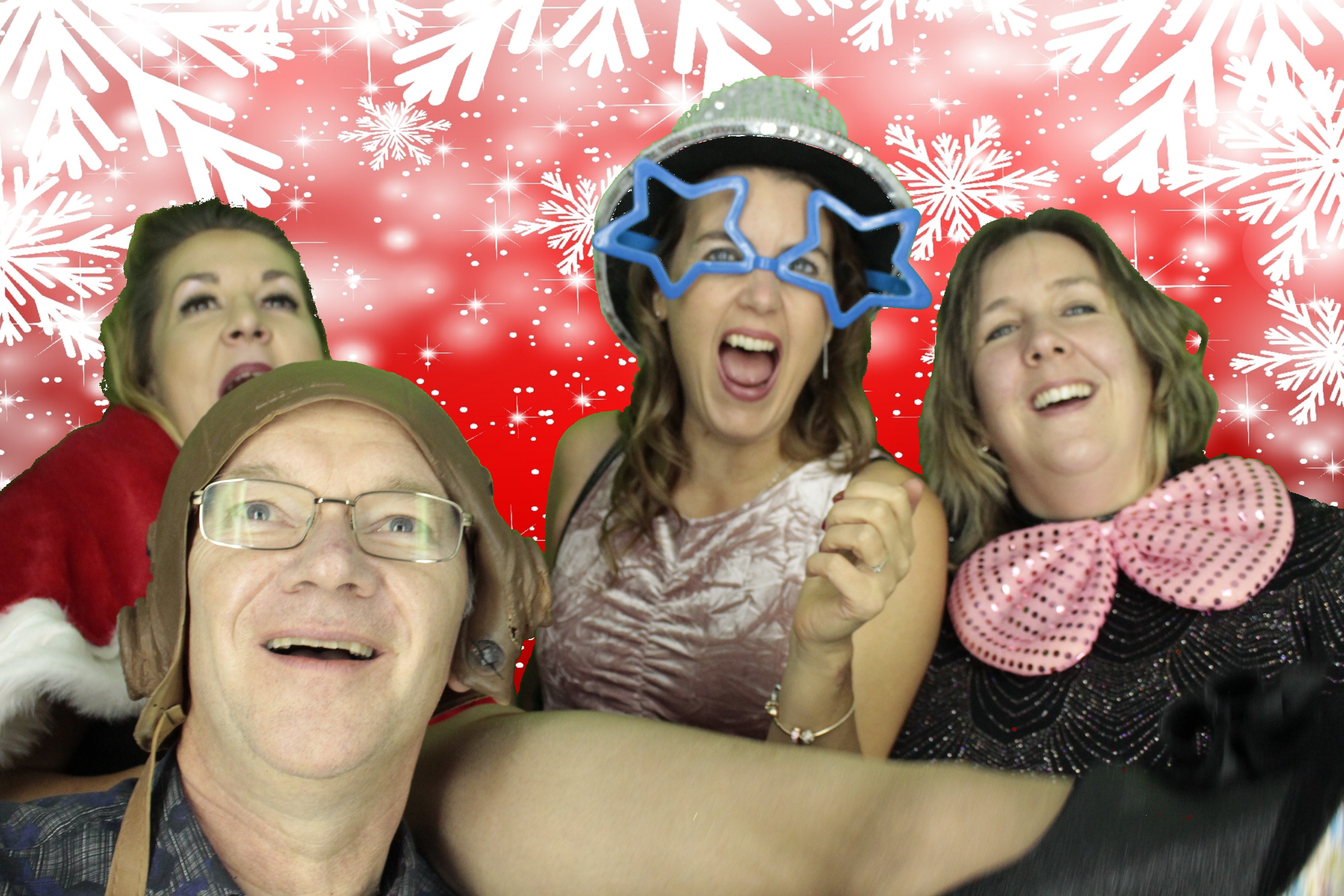 Ocean Network Express Christmas Party 2019 | View more photos from the event at gallery.myphotoboothexperience.co.uk/u/MyPhotoBoothExperienceLtd/Ocean-Network-Express-Christmas-Party-2019